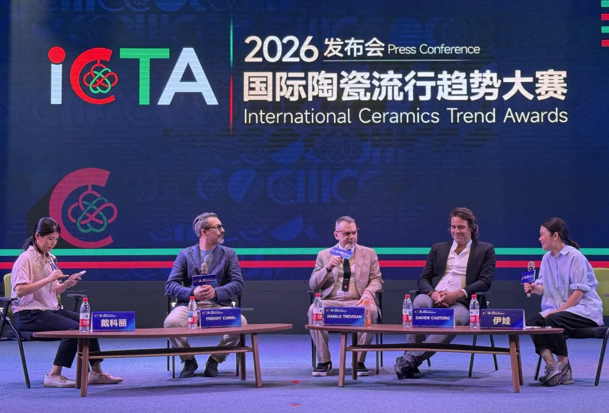 ALEATEK Managing Director, Signs STRATEGIC Partnership in China